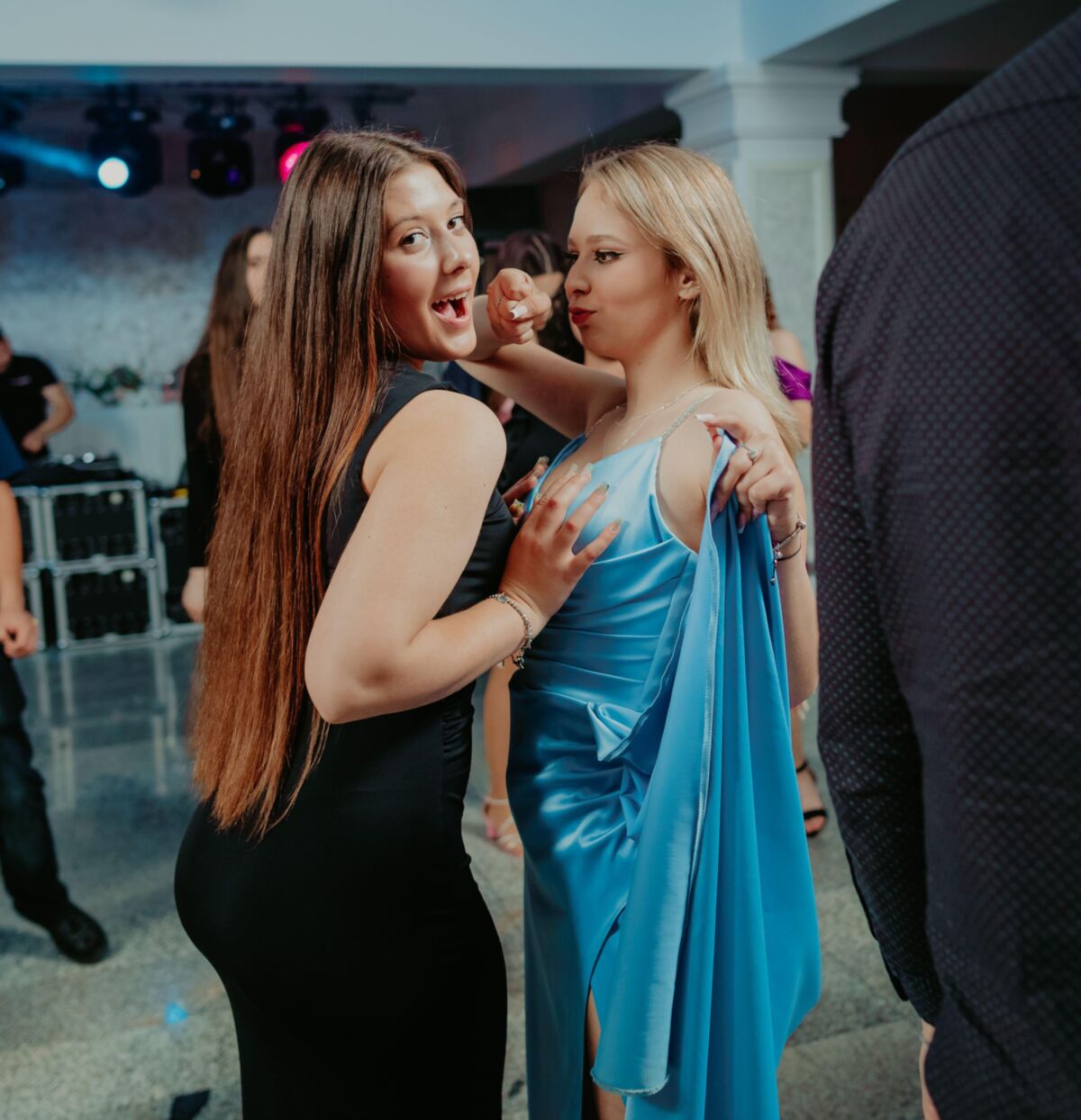 Adolescentes nn