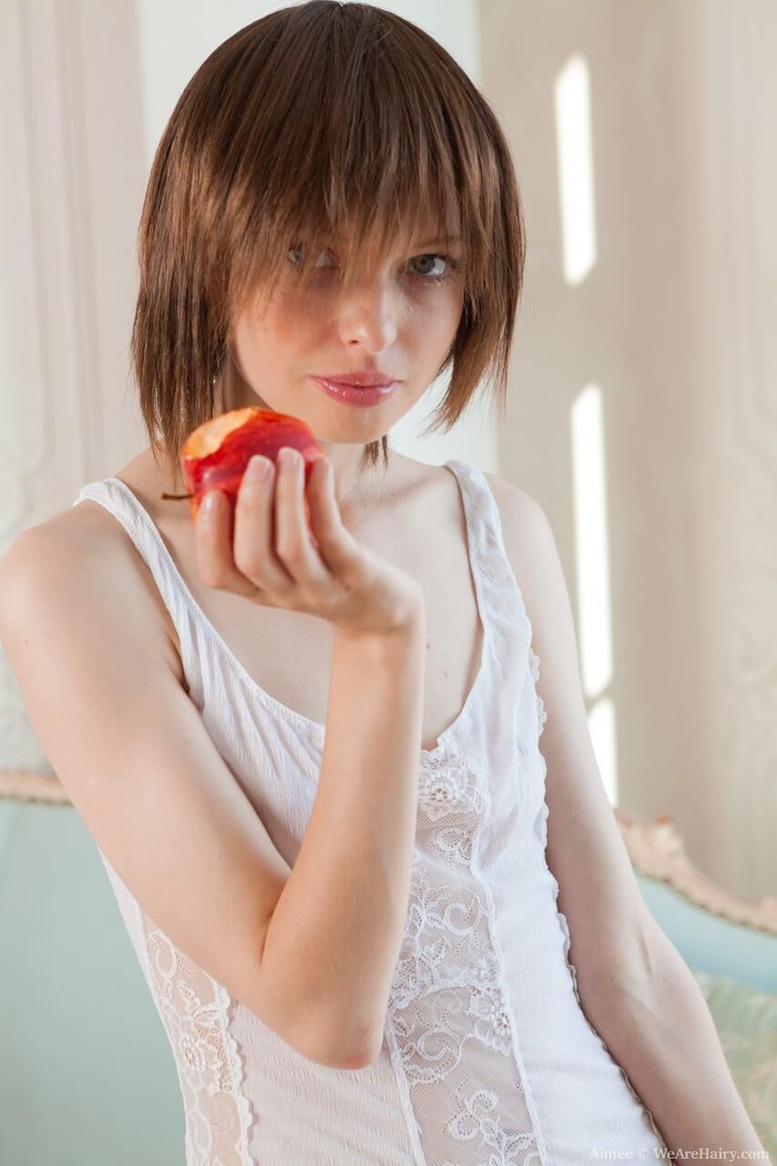 Teen Limbo: Una manzana al día ... oh, ¿prefieres mi durazno?