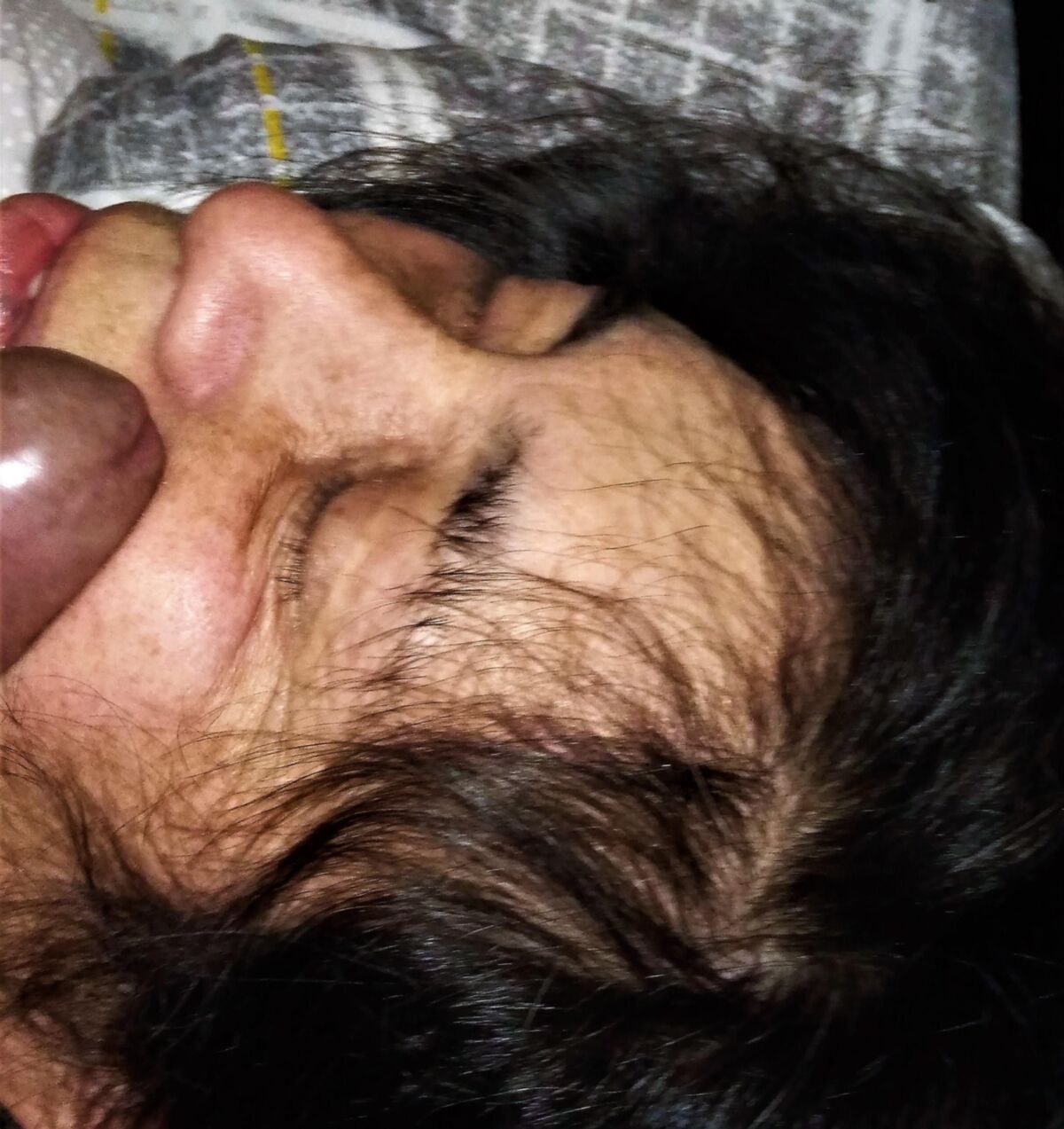 Un vieux laideron um salir sans complexo