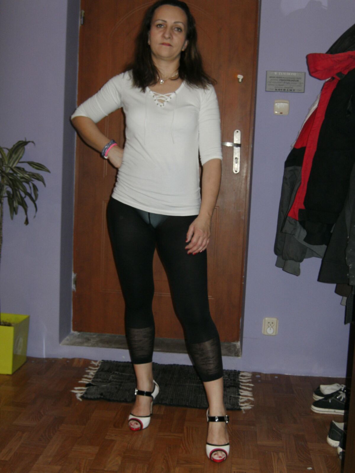 Anita: puta de milf polaco