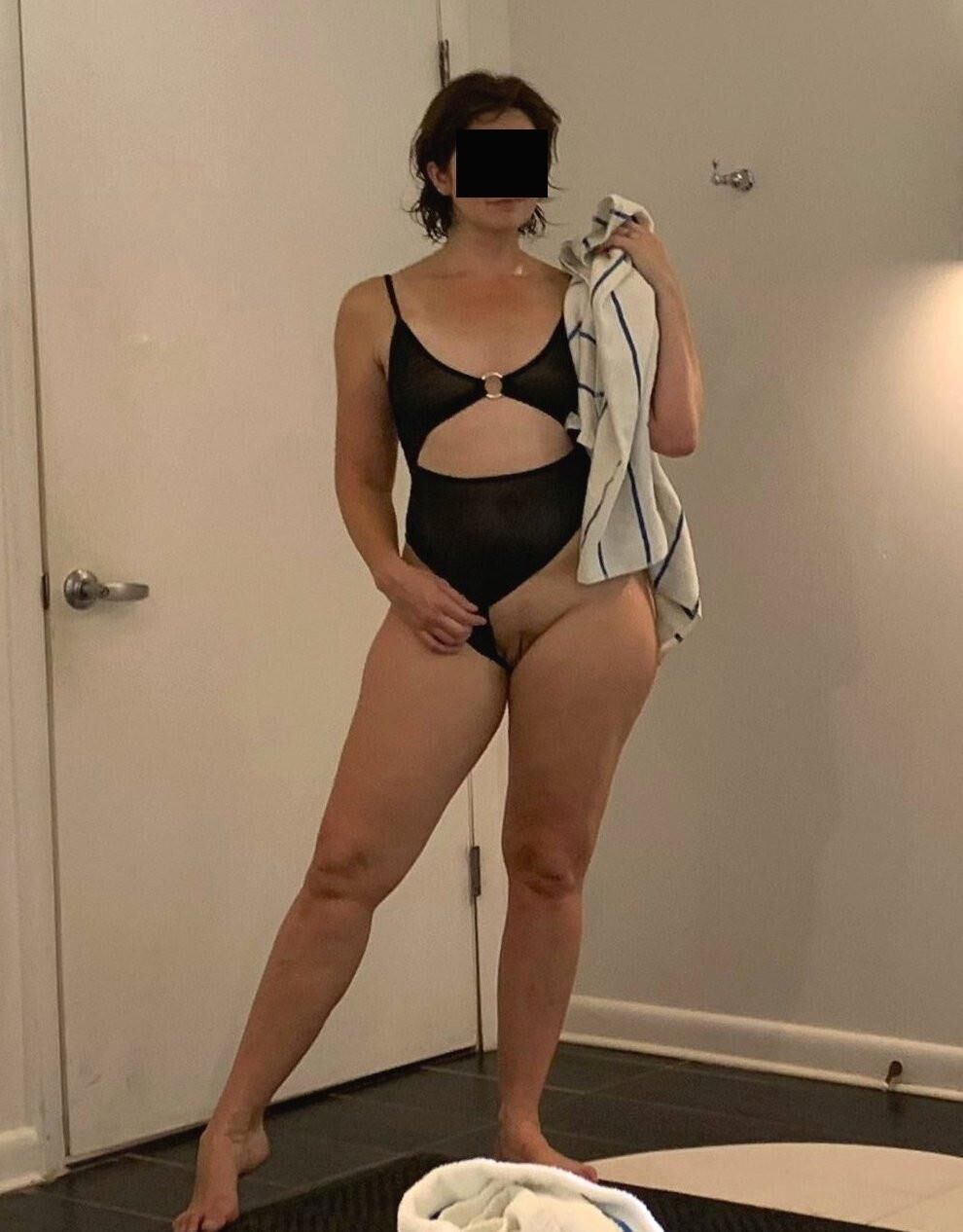 Esta es mi parte sexy esposa