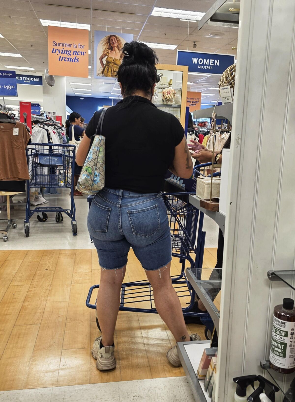 I love juicy butts 