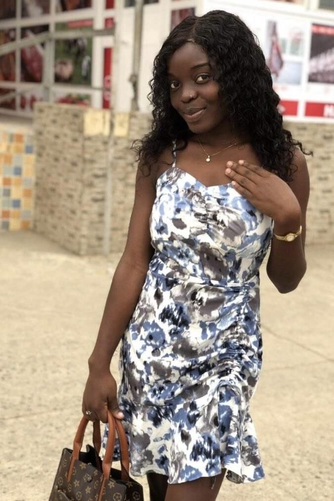  Ebony Beauty