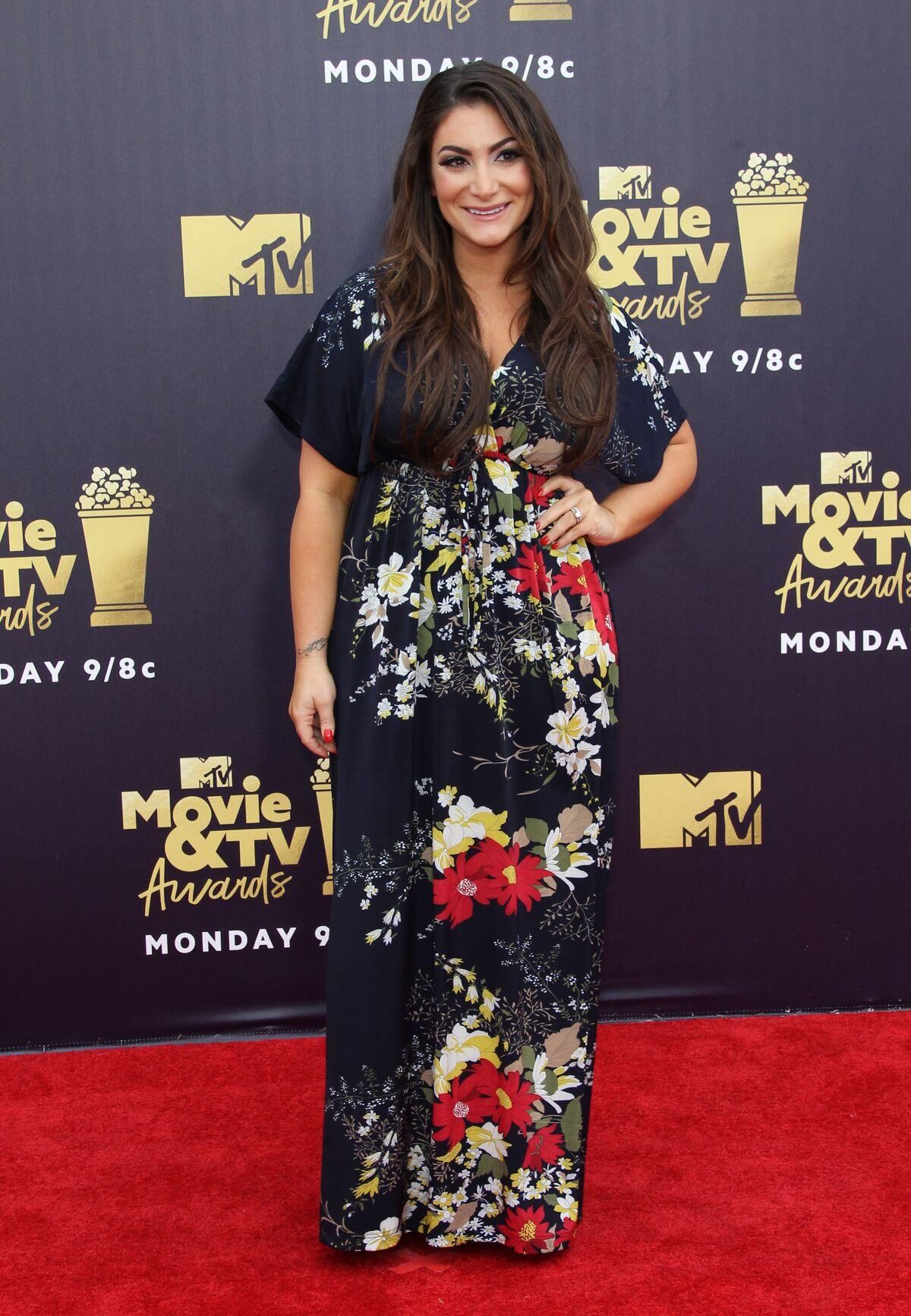 Deena Cortese (MY JERSEY SHORE HOTTIES)