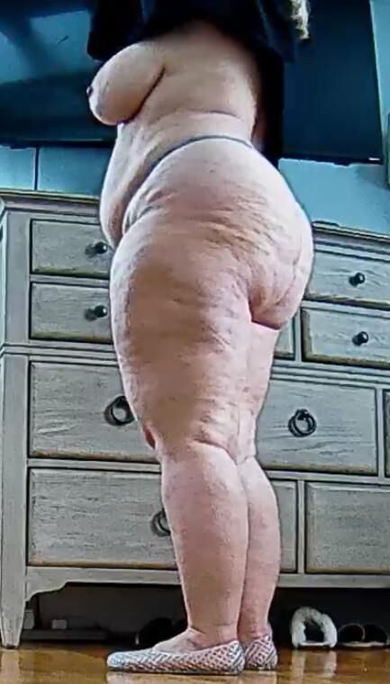 BBW Wife Getting Undressed