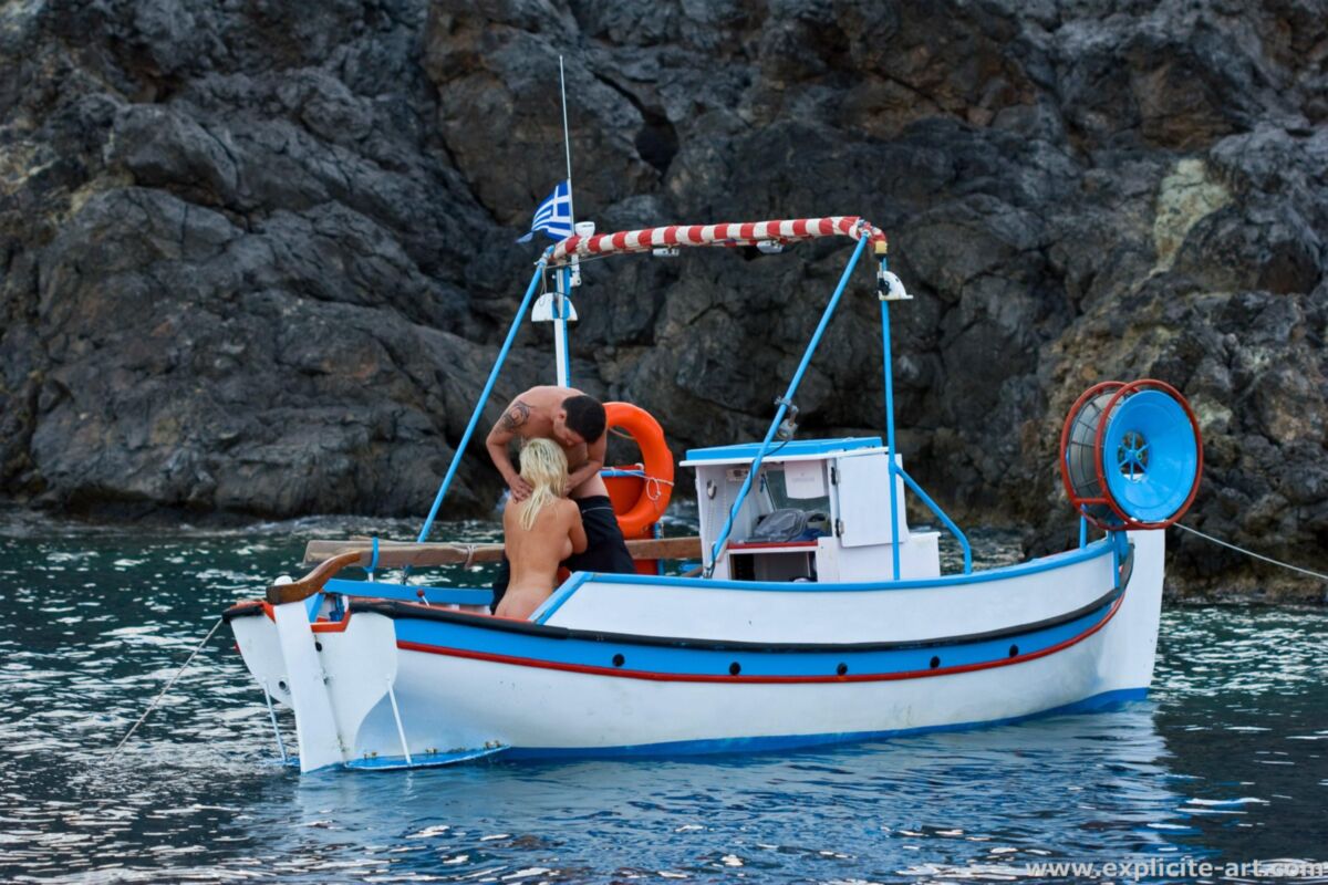 Montre Moi du Rose_orgasmes en plineine mer