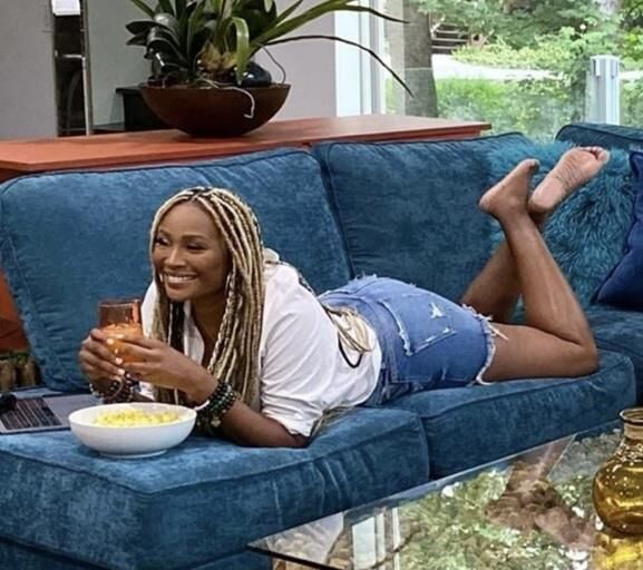 Cynthia Bailey’ Housewife feet