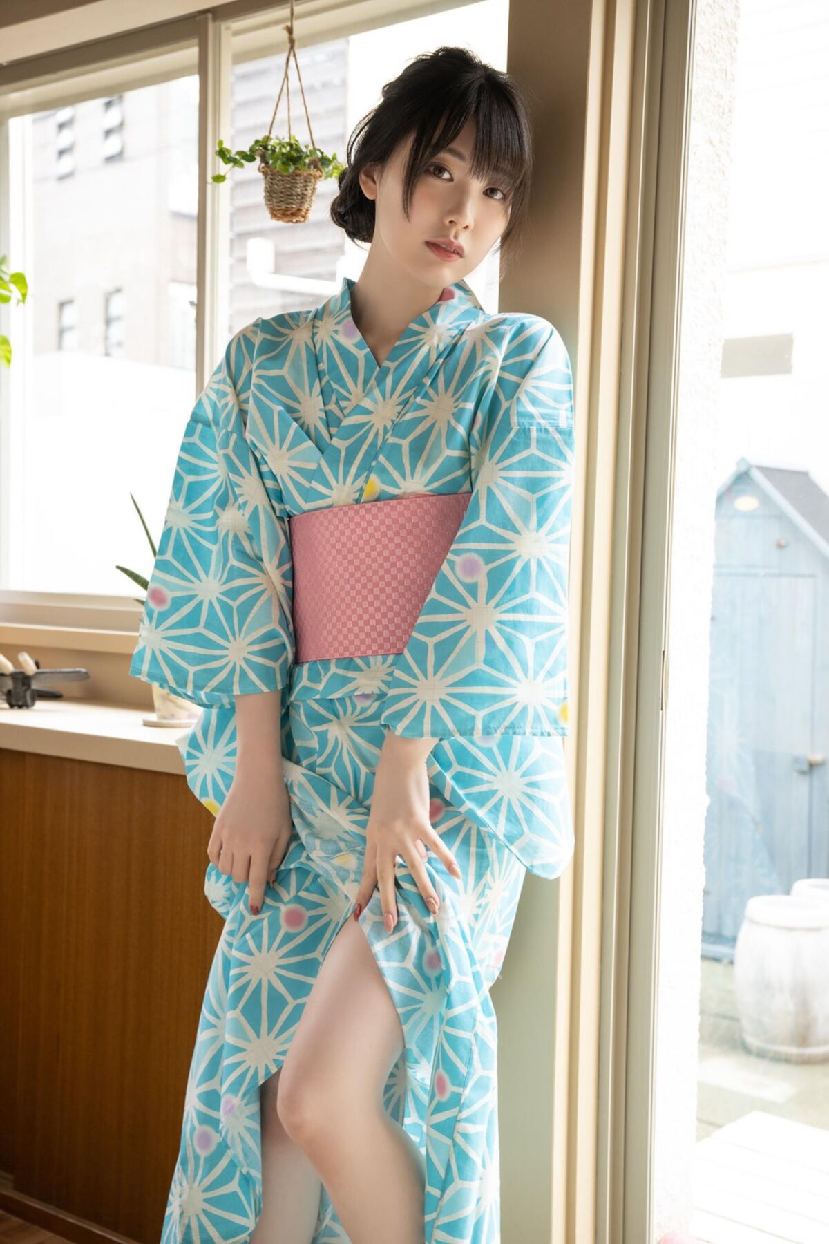 Mio Ishikawa luxúria no verão