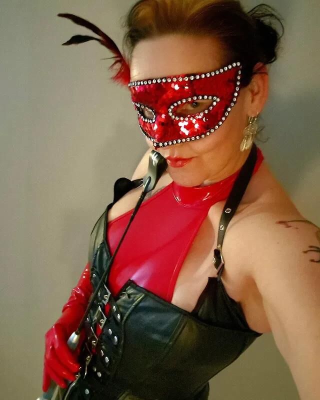 Very hot Finnish mature fetish/bondage slut (NN) 