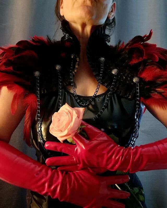 Very hot Finnish mature fetish/bondage slut (NN) 