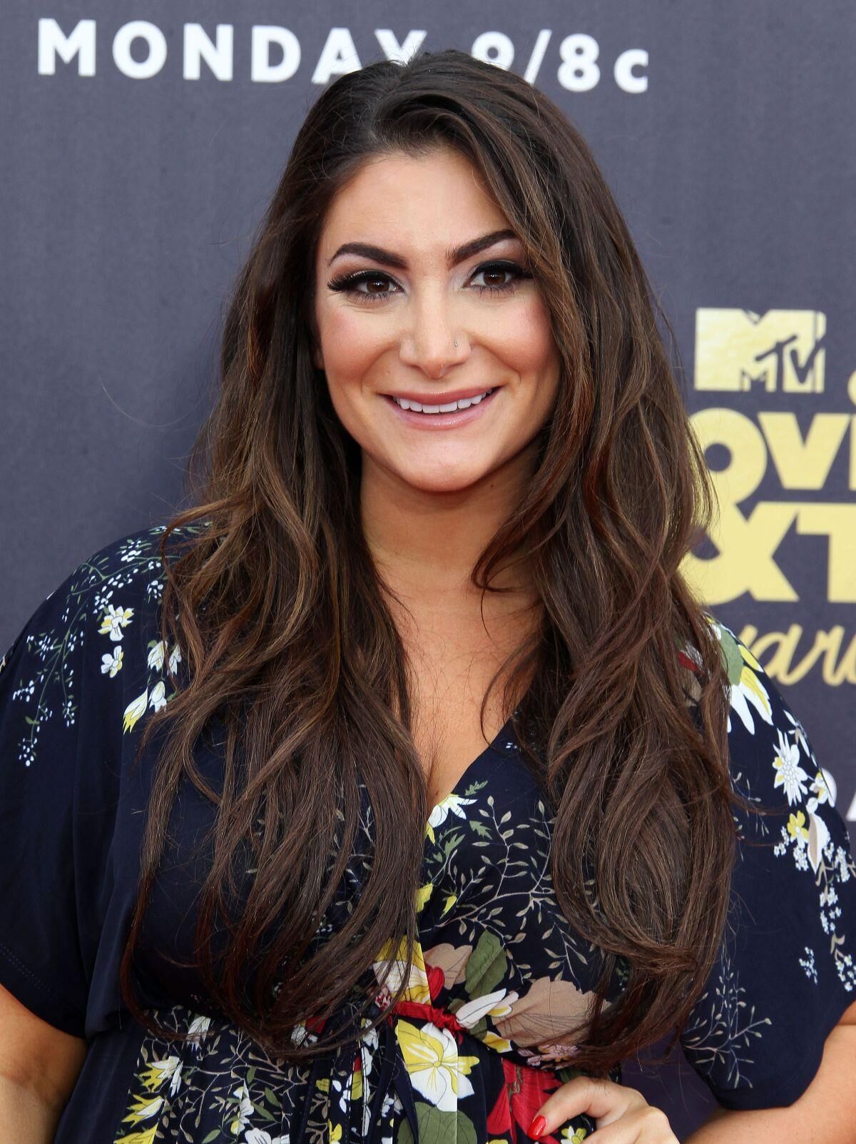 Deena Cortese (MY JERSEY SHORE HOTTIES)