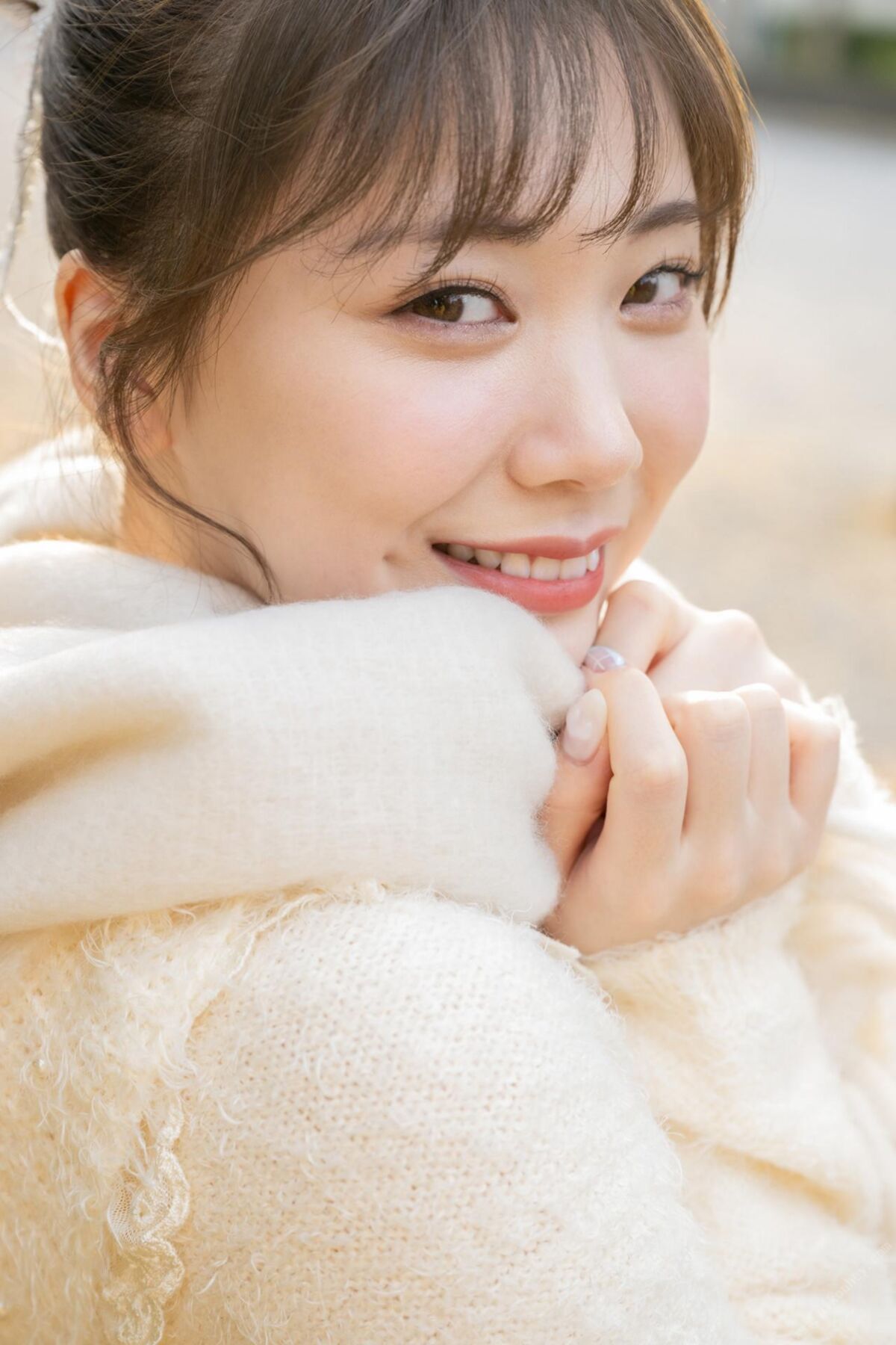 MIO ISHIKAWA LIPOS DESLHANTE
