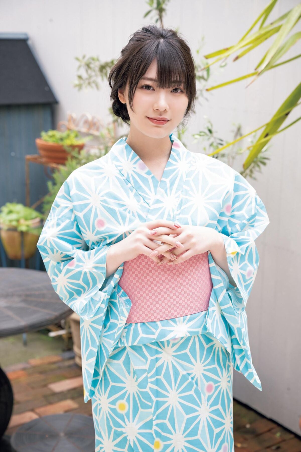 Mio Ishikawa luxúria no verão