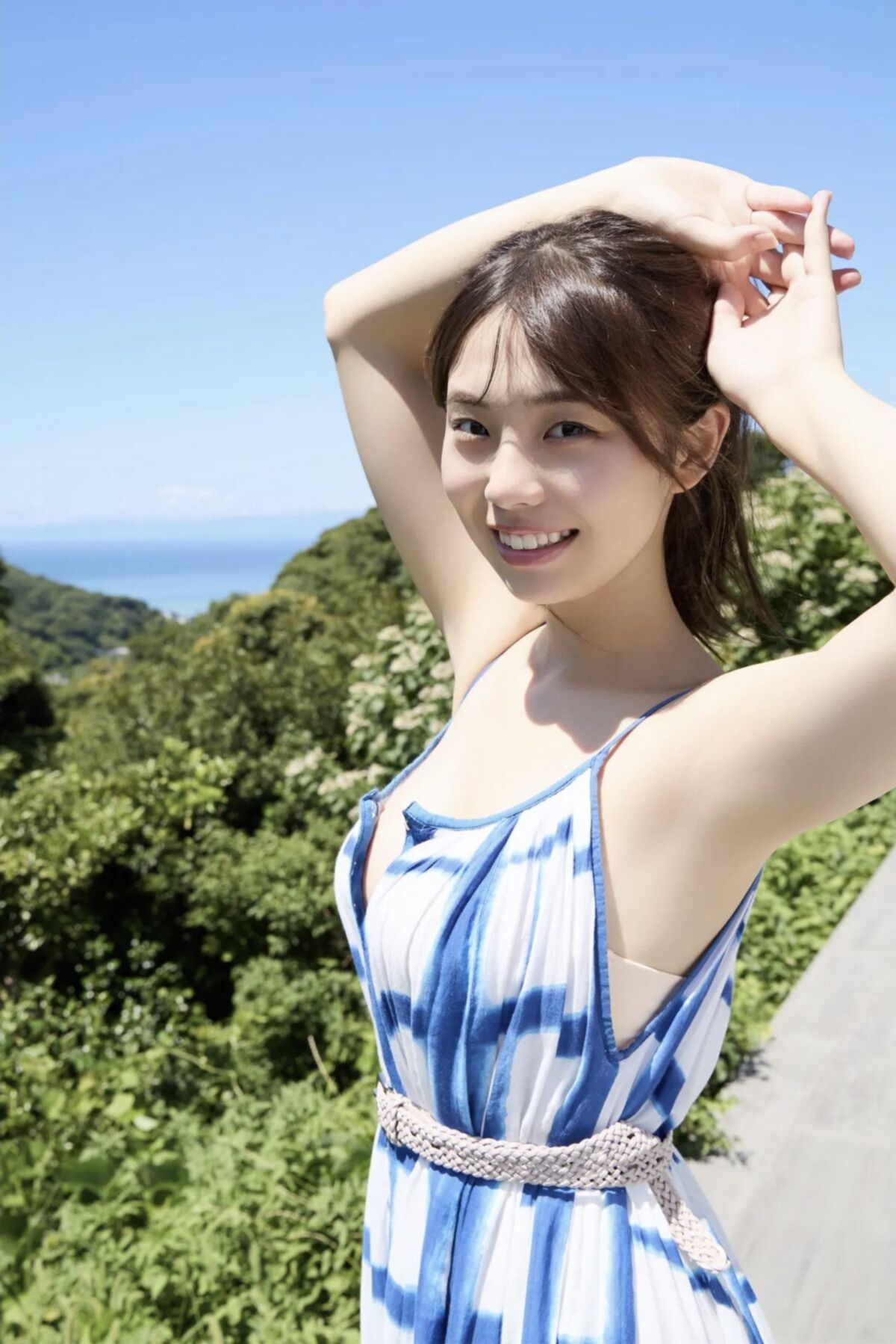 Kikuchi himena menina mensal