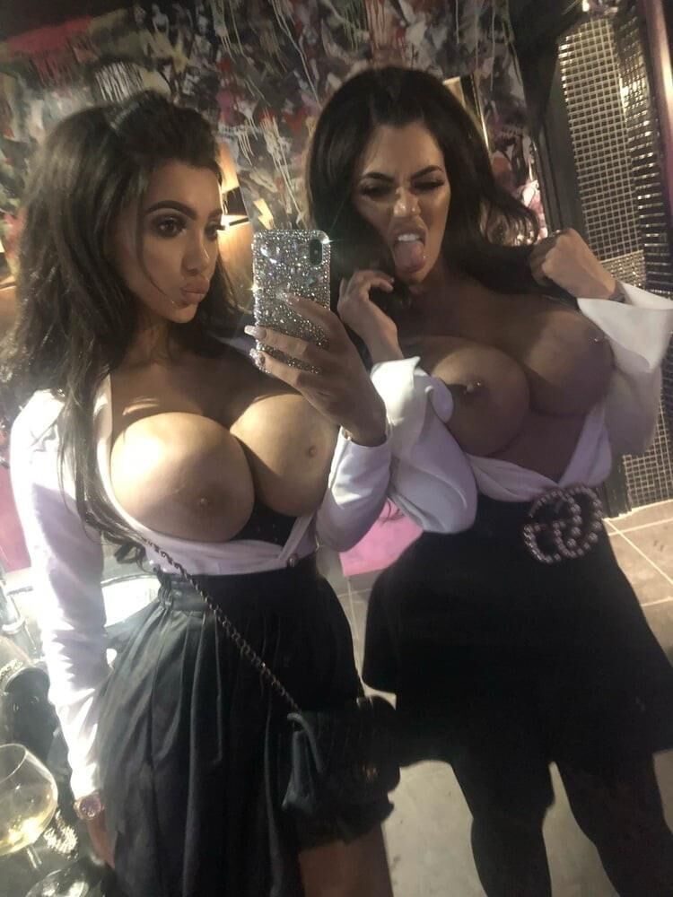 selfies