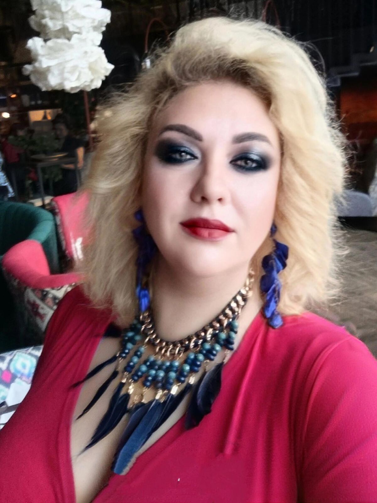 Escorte Girl avec un corps sinueux