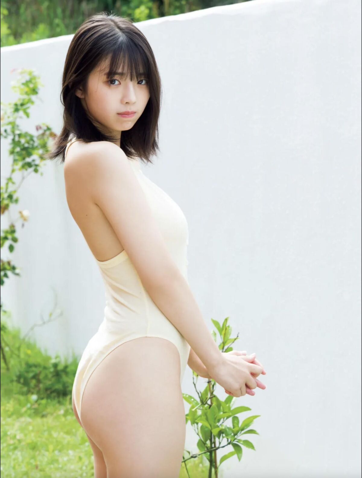 Kikuchi Himena parece um adulto?