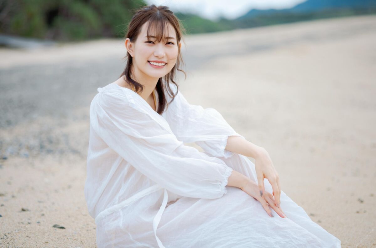 Akari Mitani Ravish