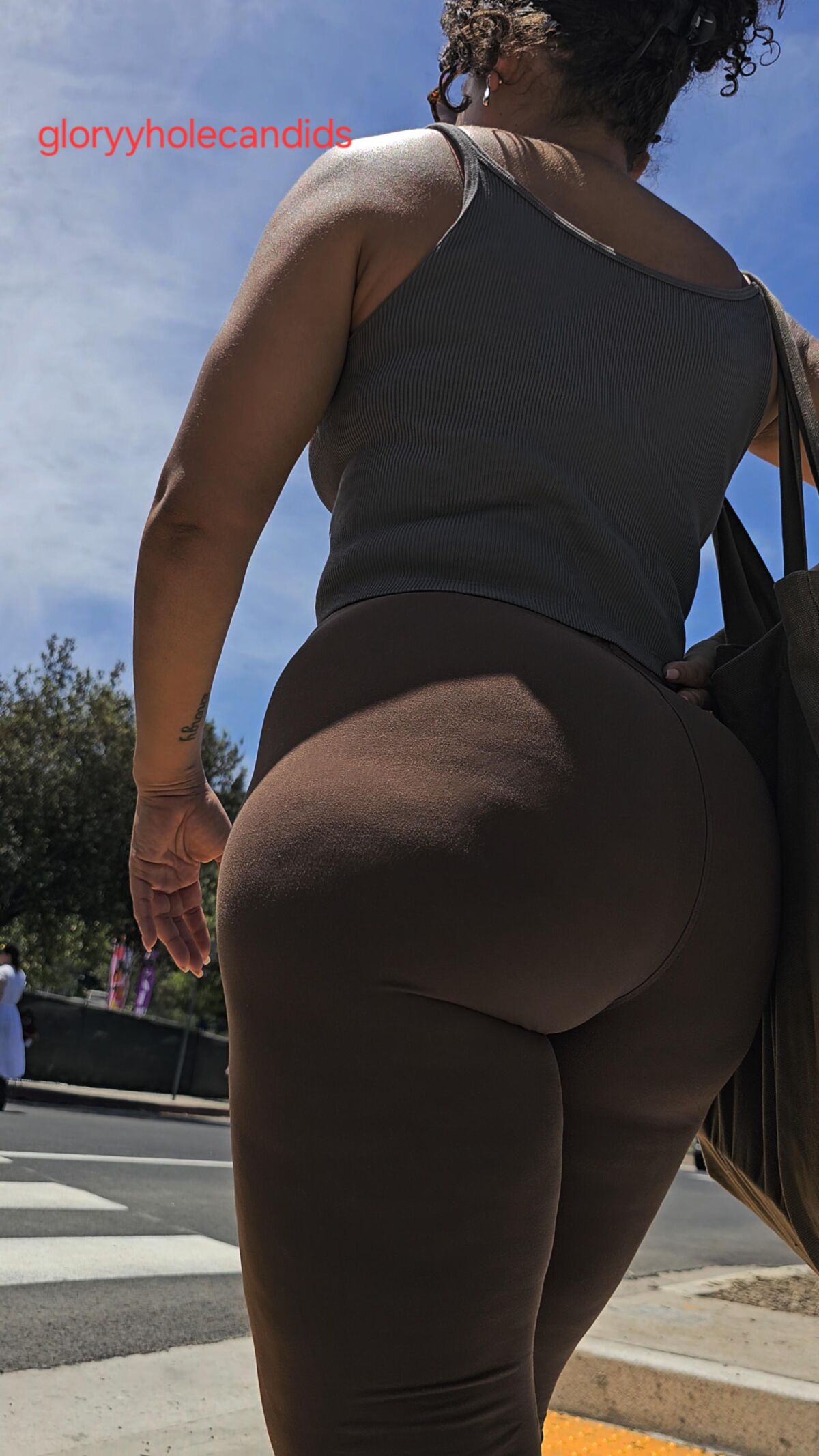 Ciera Rogers in The Wild CANDID Booy Pic