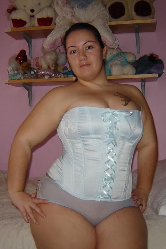 Sexy Kokines mit Kurven