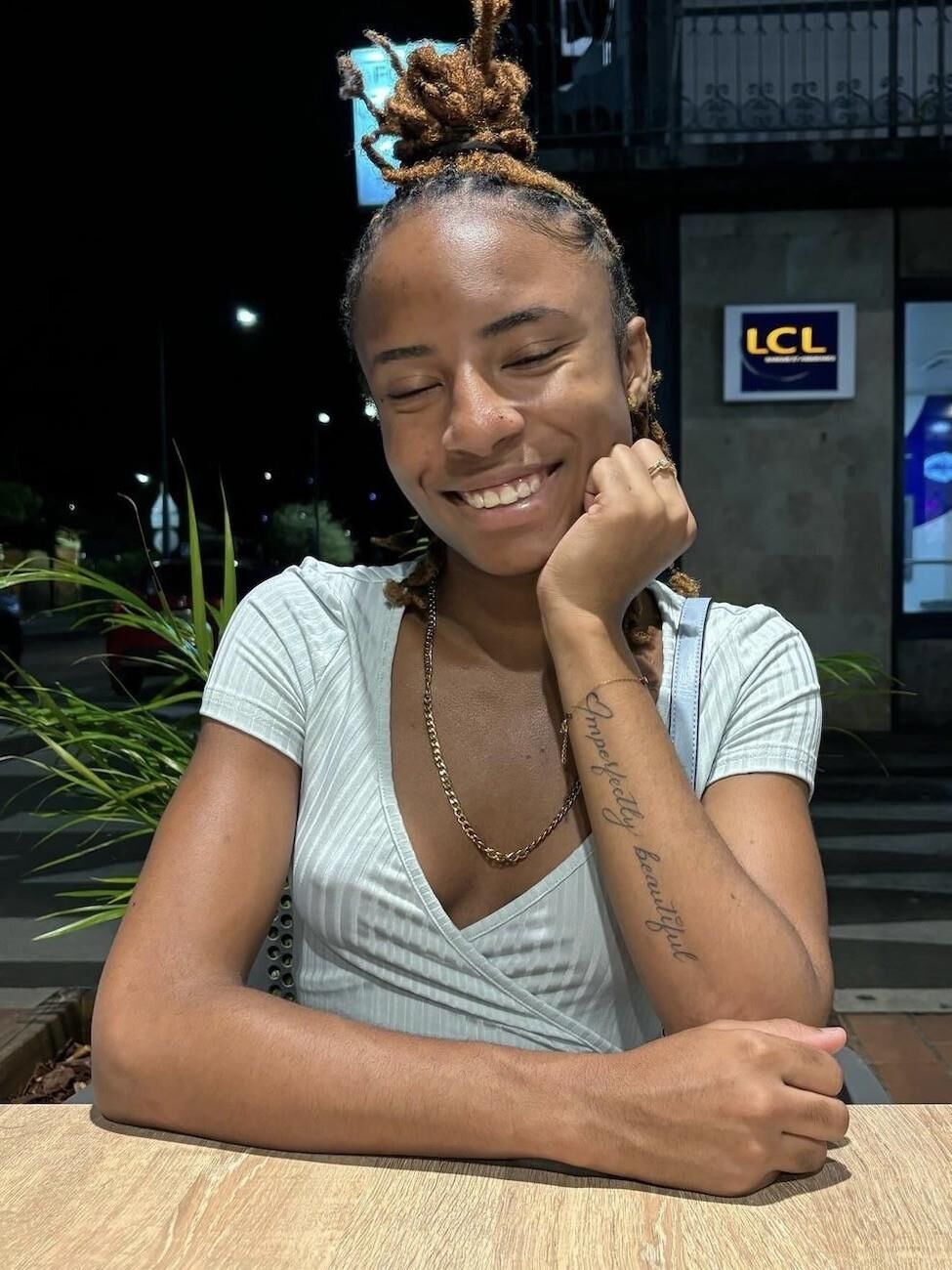  Ebony Beauty