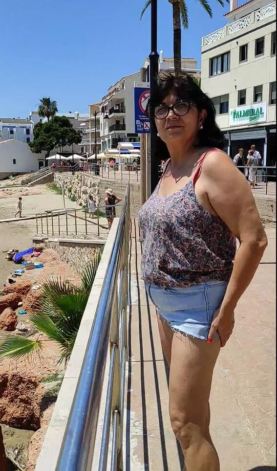 Sexy mom Spanish yry
