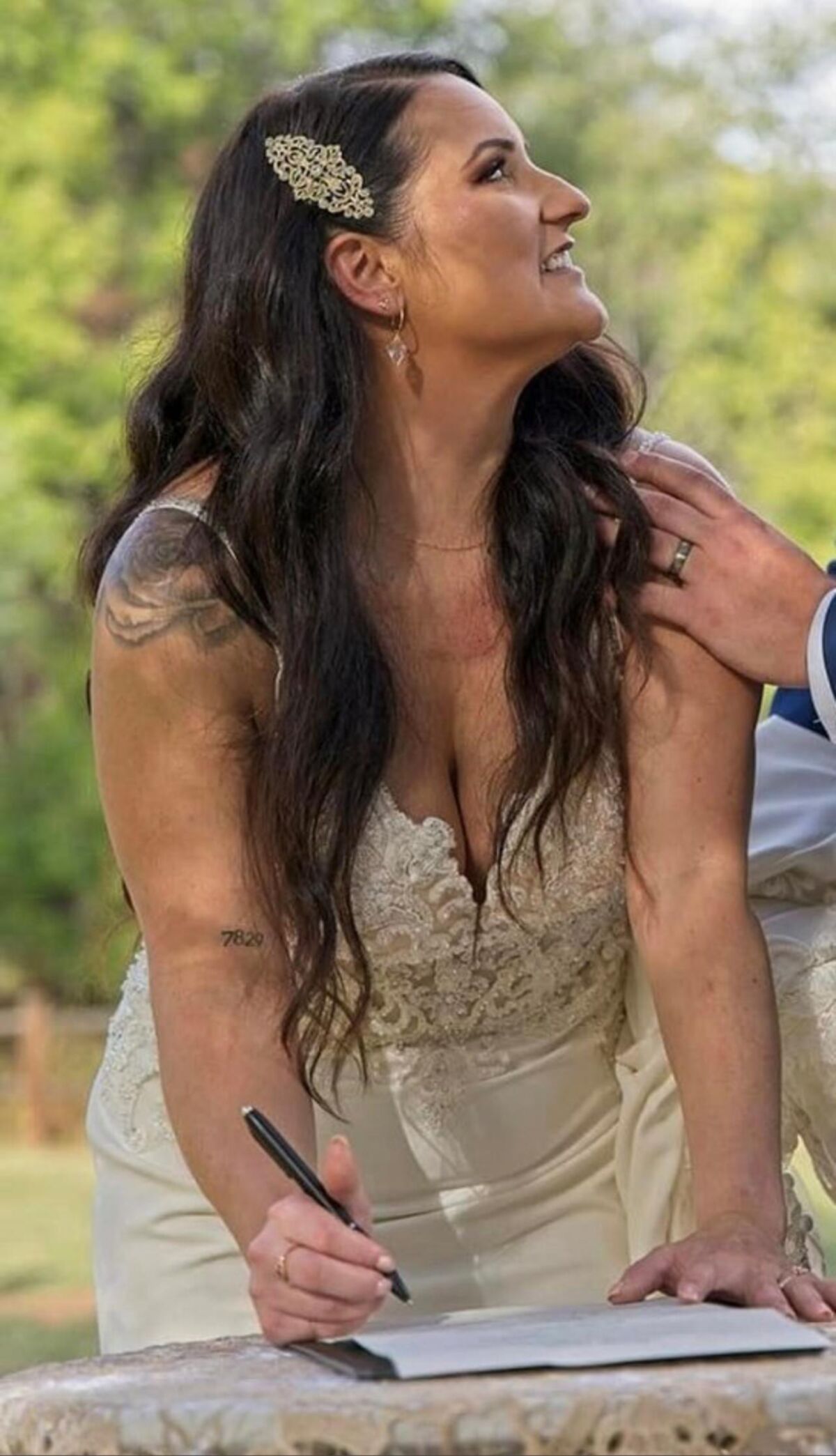 Ela parece ter um toque invisível