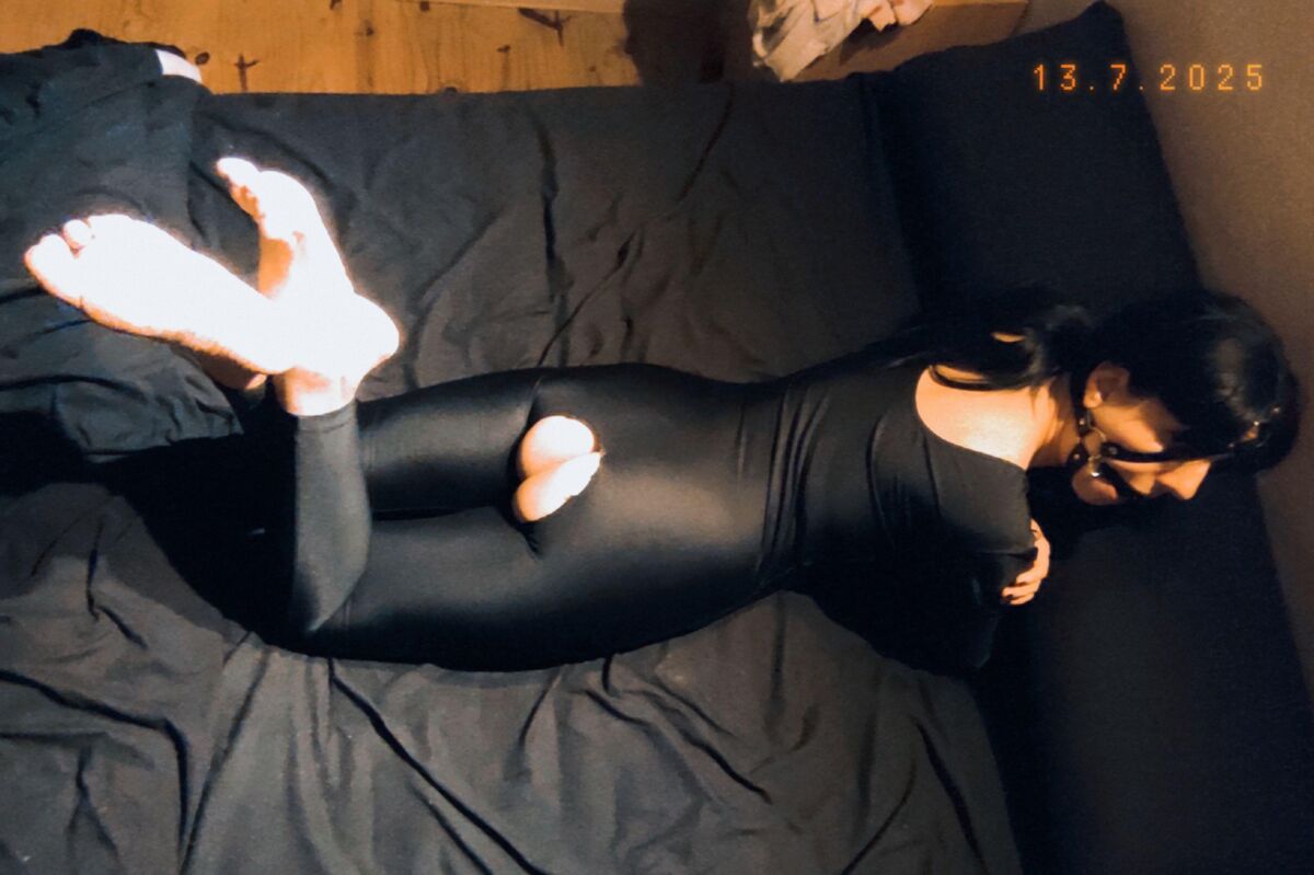 Marla_senxual hooked and gagged 