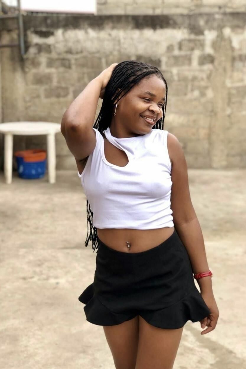  Ebony Beauty