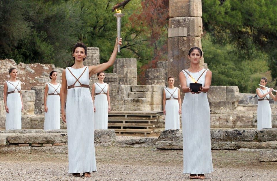 La cérémonie grecque de la flamme olympique