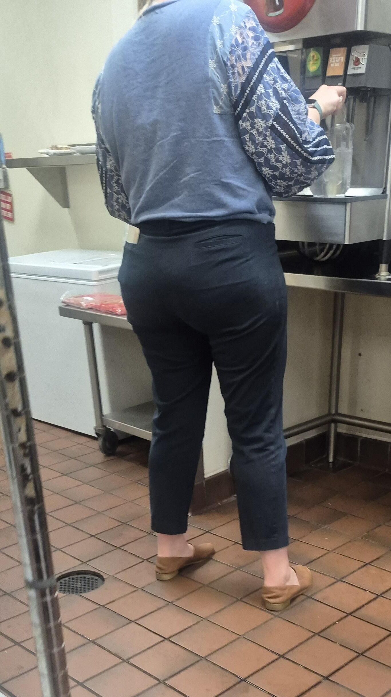 Travail incroyable Pawg Miryan