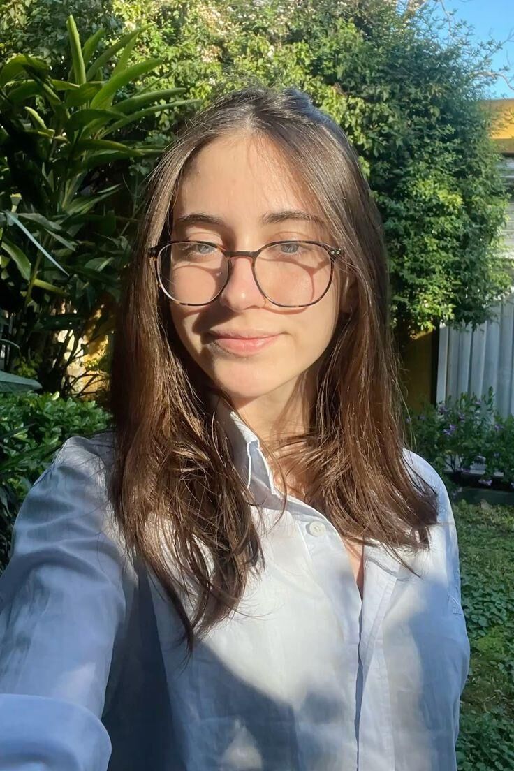 P Interesse em foco de beleza em jovens homewreckers