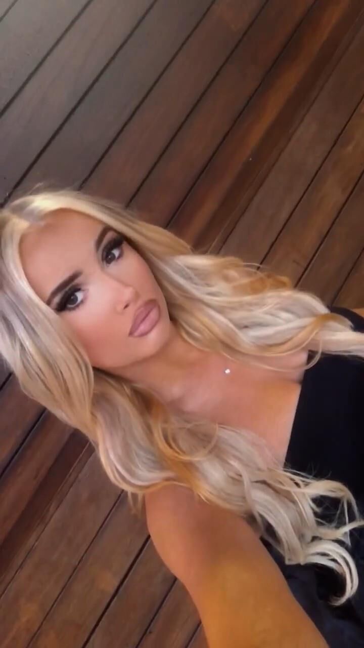 Chav Chav buckable hypersexualized