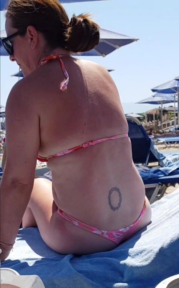 Sexy miilf na praia