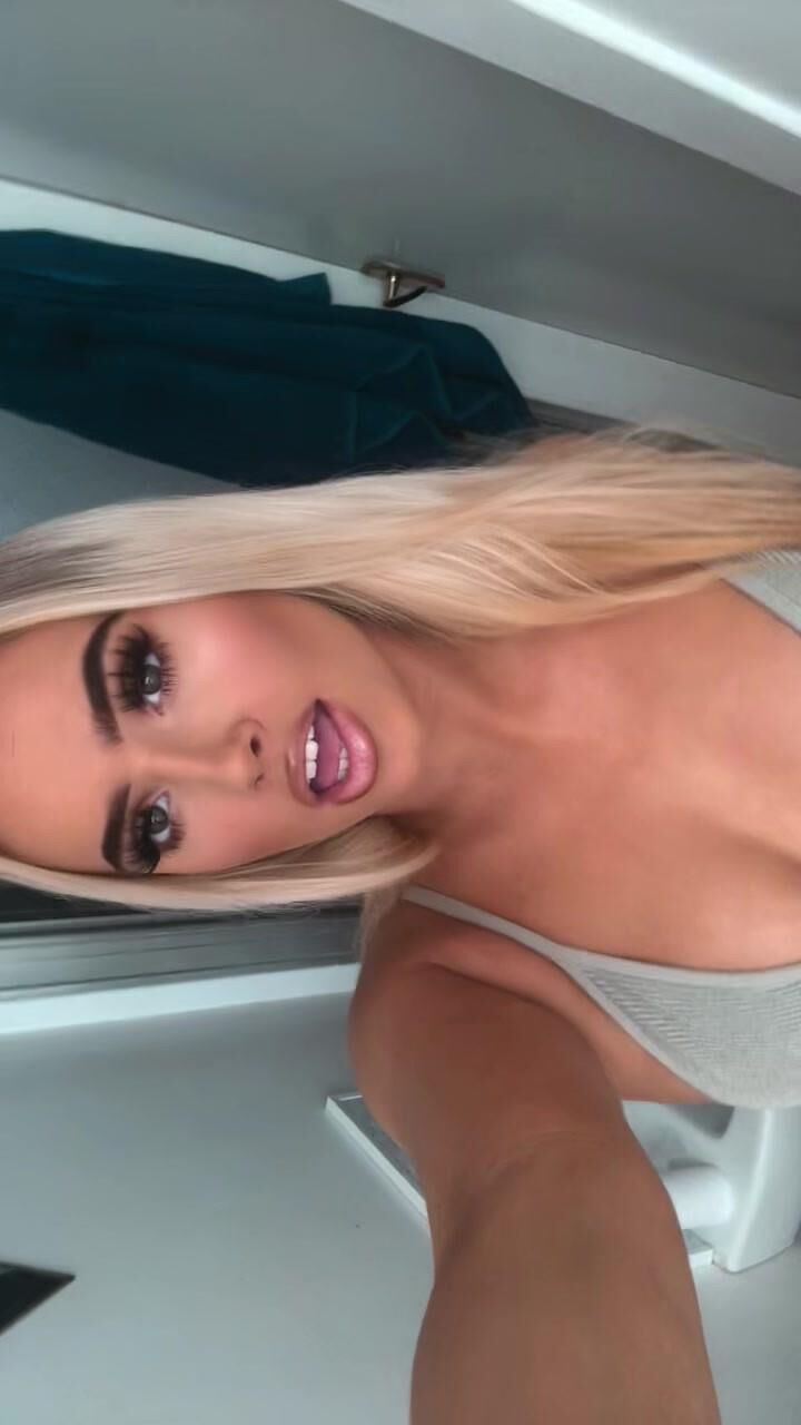 Chav Chav buckable hypersexualized