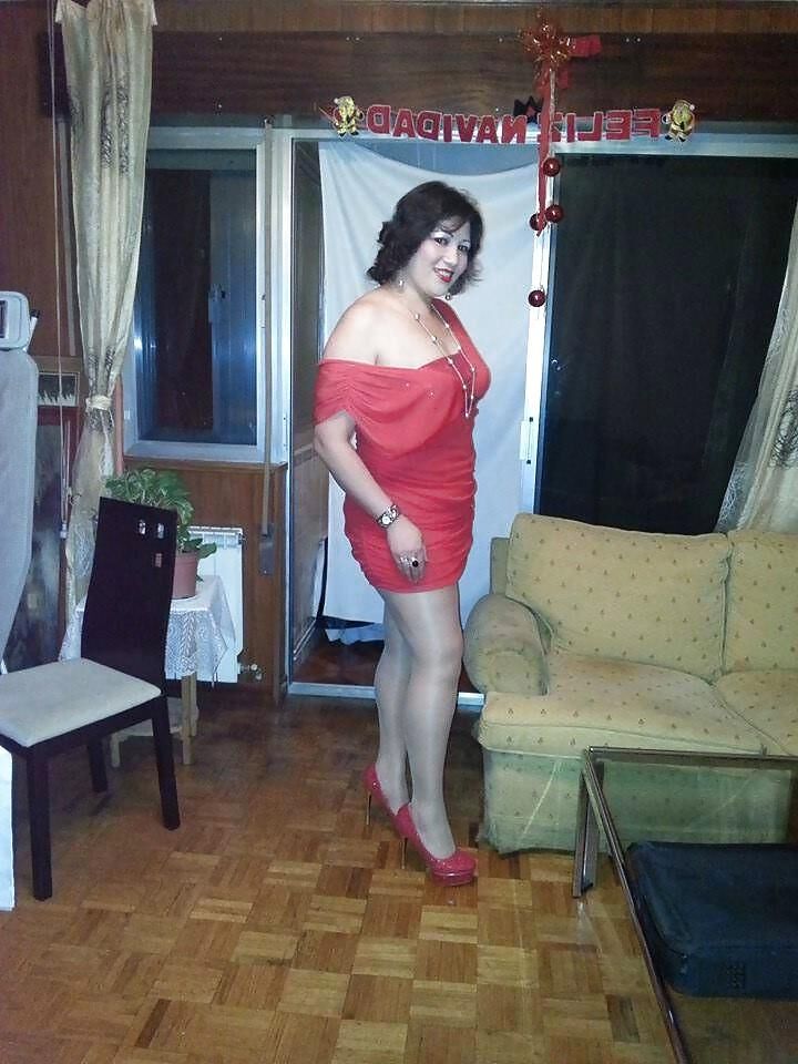 pantyhose latina mature non nude