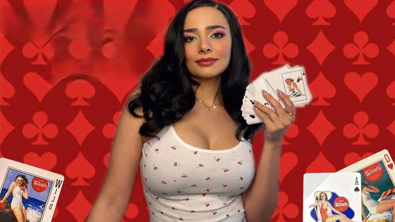 Amalzd sussurro queen, magnificamente peitos enormes, boca sexy