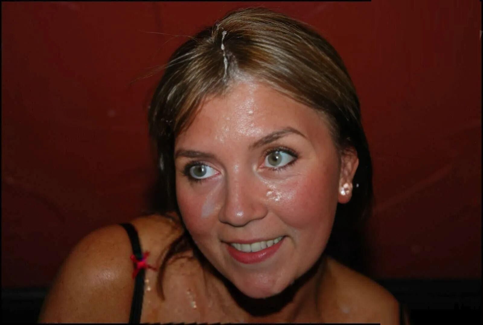 Sonja Australian Udders explodiu