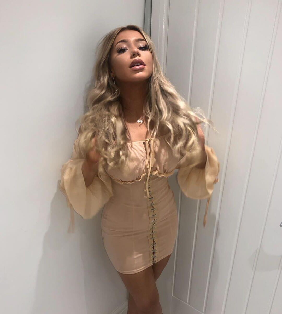 Chav Chav buckable hypersexualized