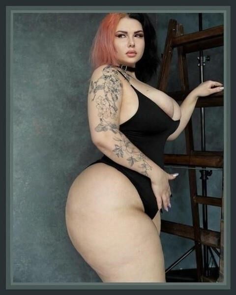 Super Sexy Big Beautiful Femmes