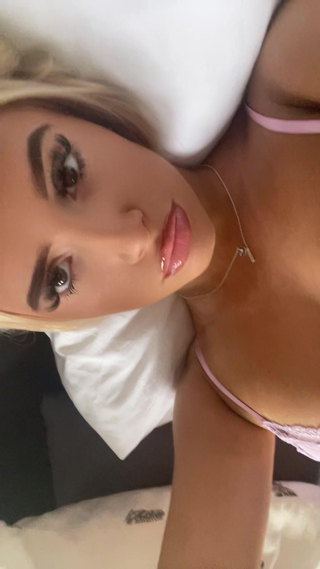 Chav Chav buckable hypersexualized