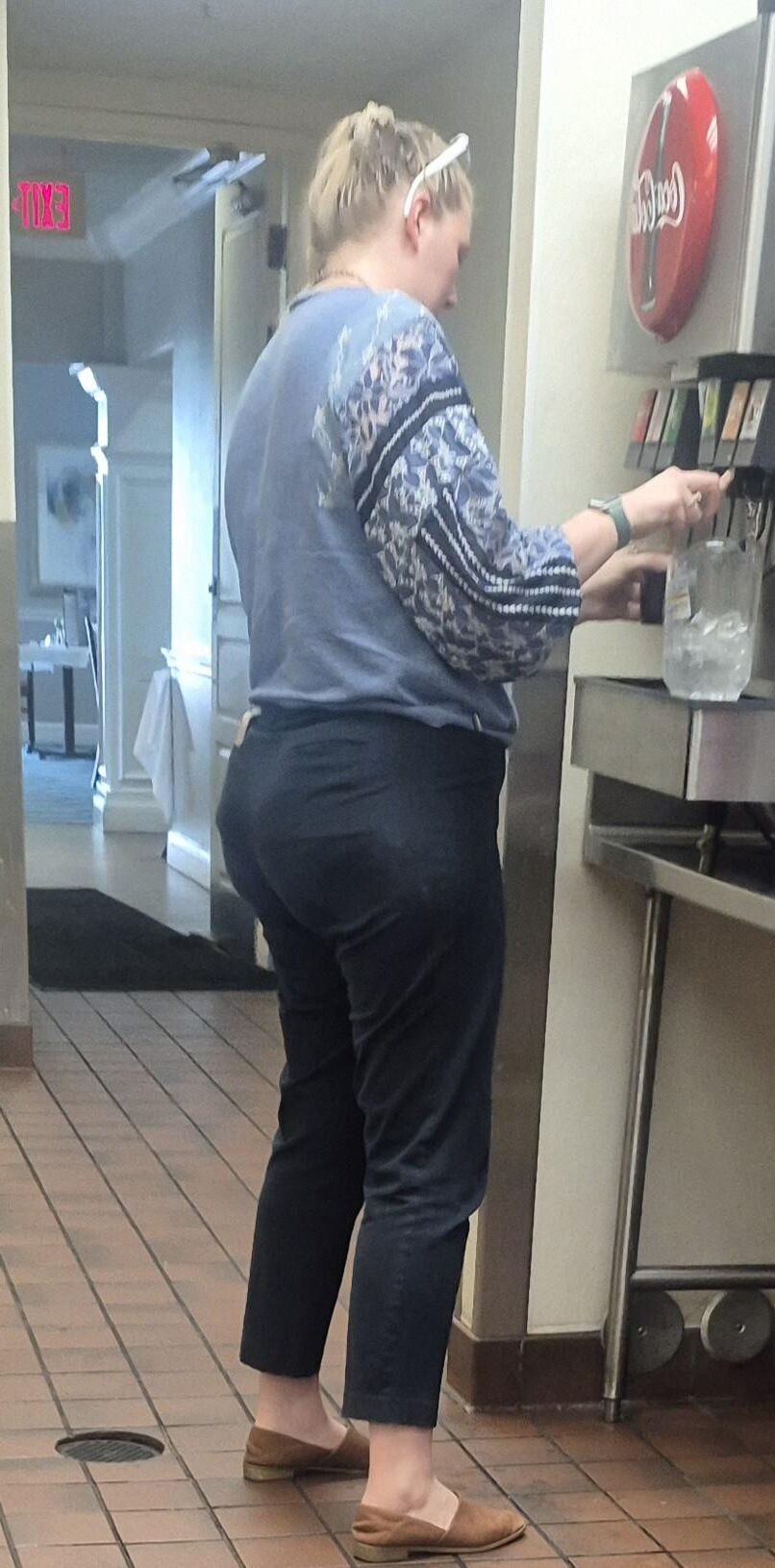 Travail incroyable Pawg Miryan