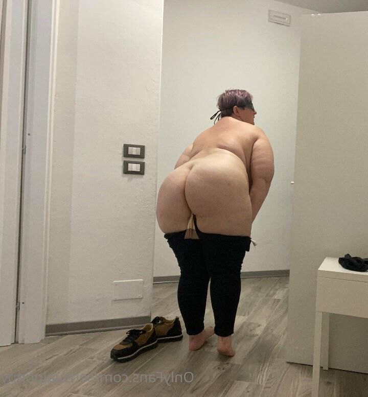 BBW Poppy