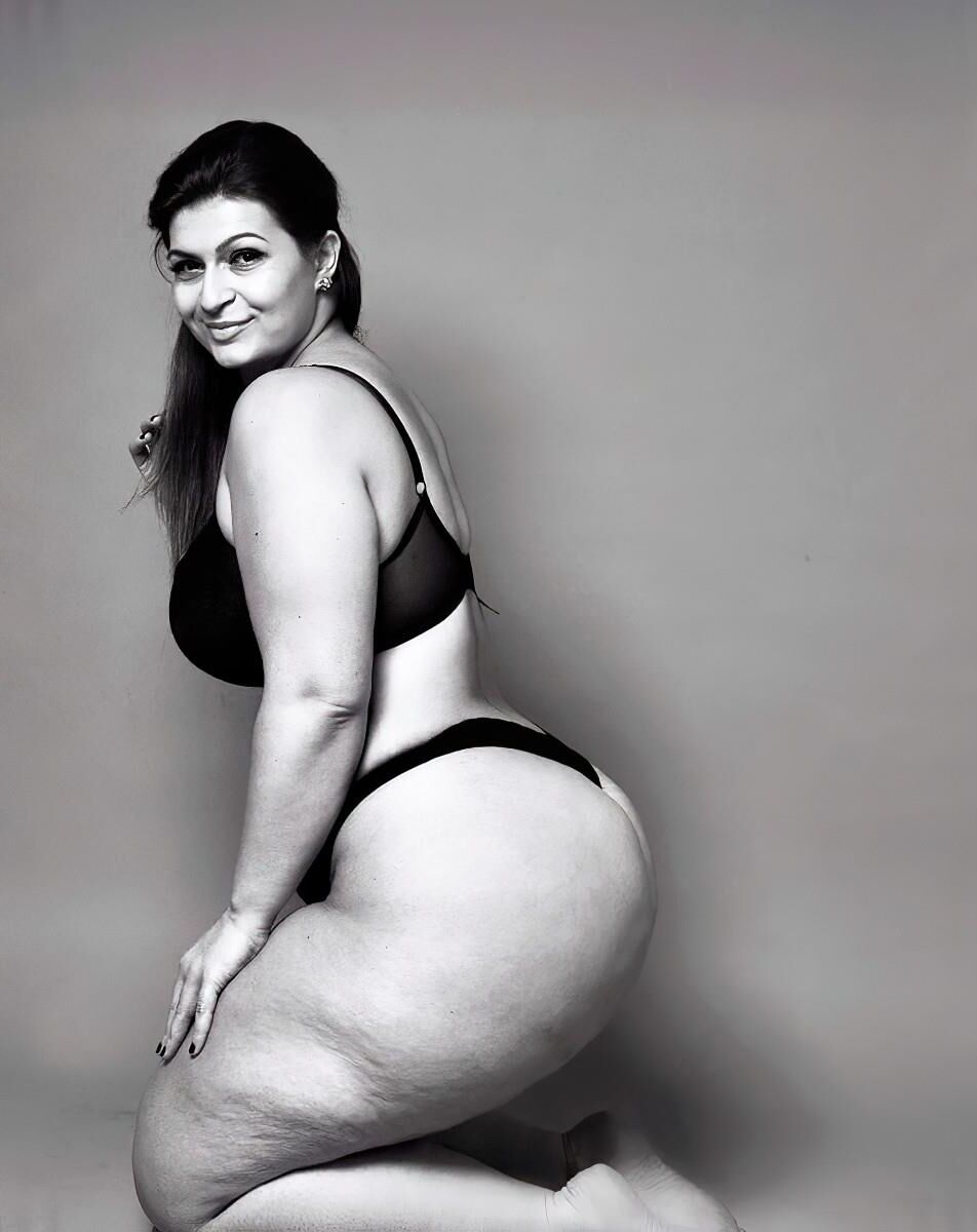 Ioana chira lencería