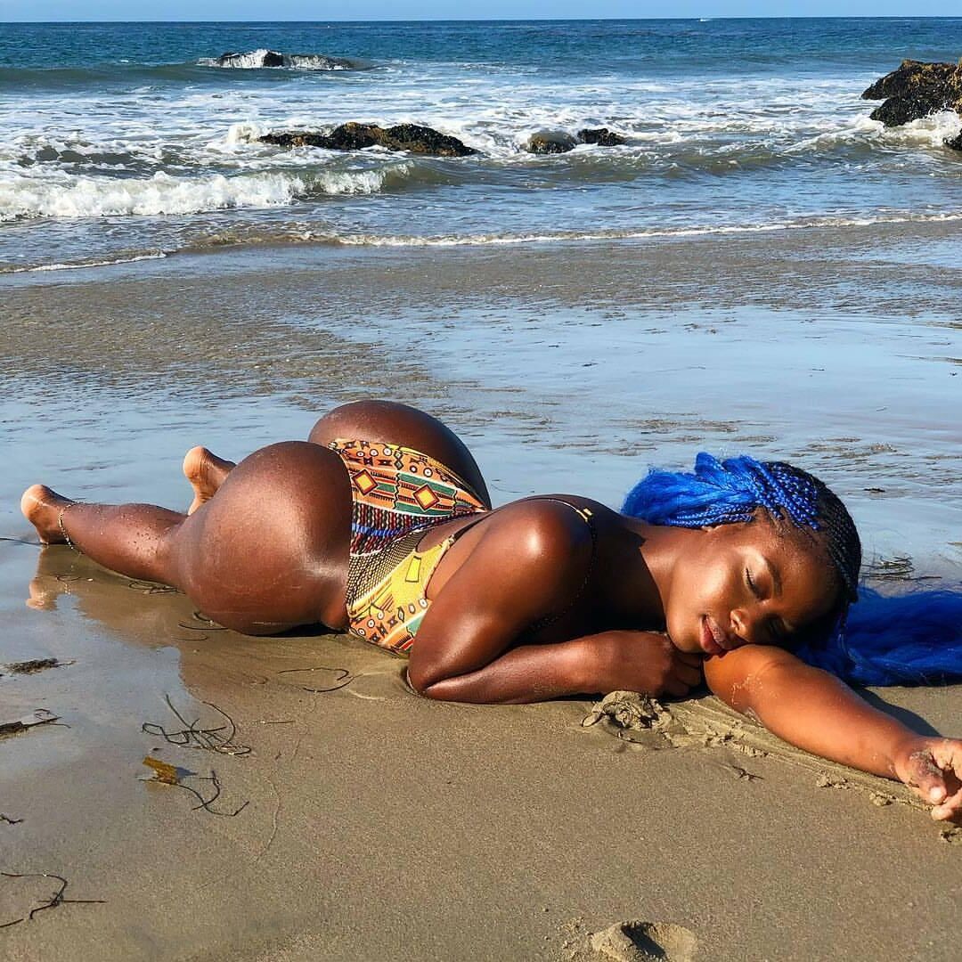 ebony nn