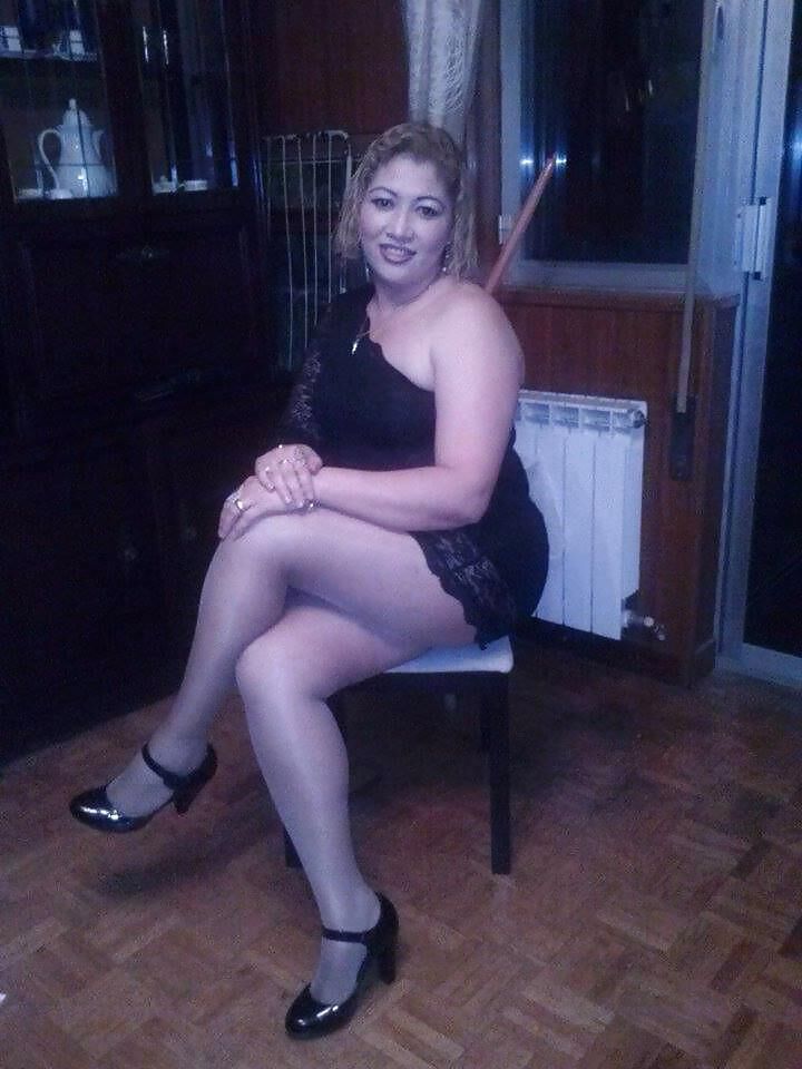 pantyhose latina mature non nude