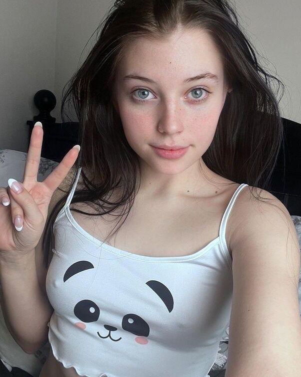 P Interesse em foco de beleza em jovens homewreckers