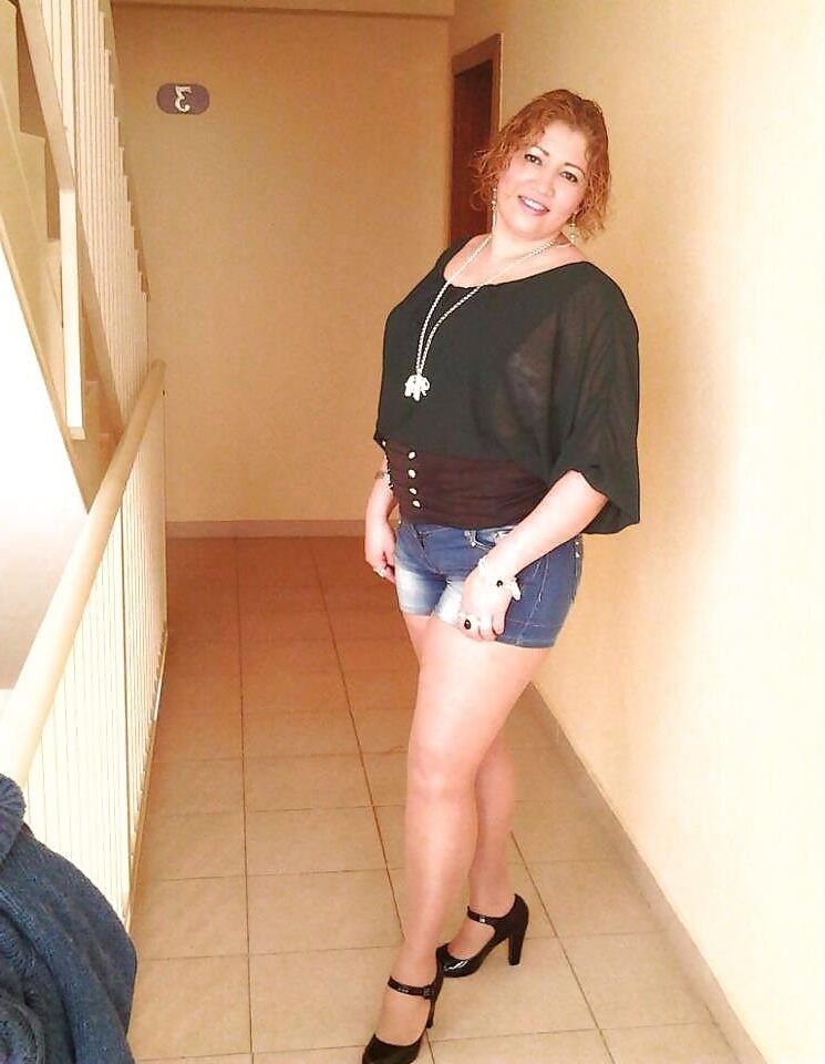 pantyhose latina mature non nude