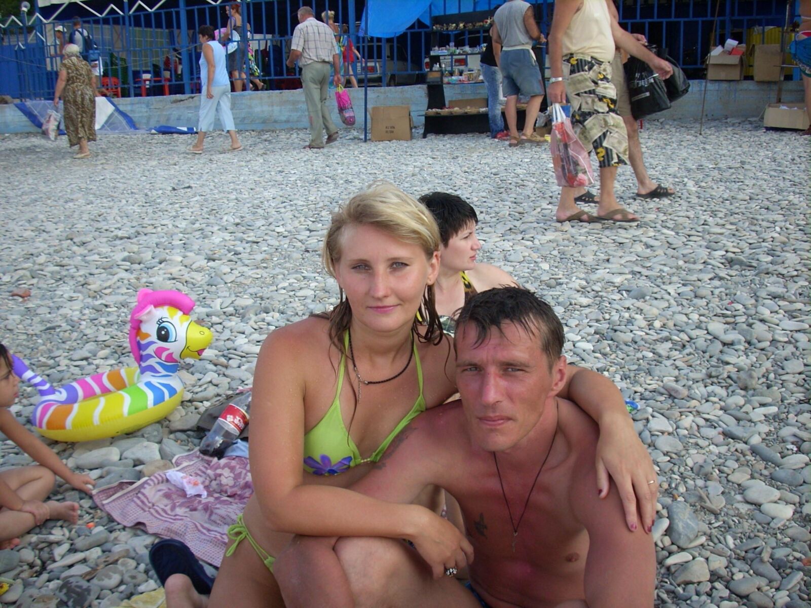Blonde Russische Tatiana aus Skt Petersburg mit kleinen Titten