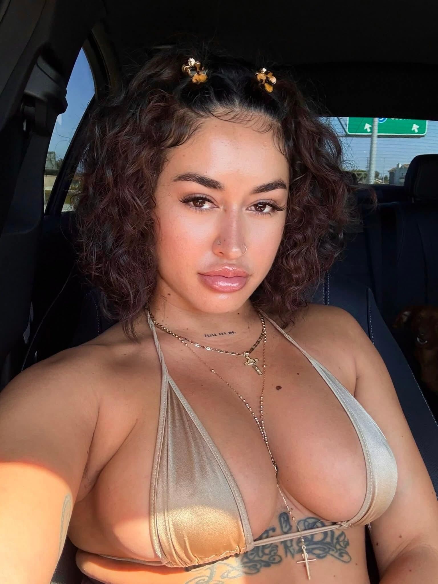 Mulheres finas perfeitas